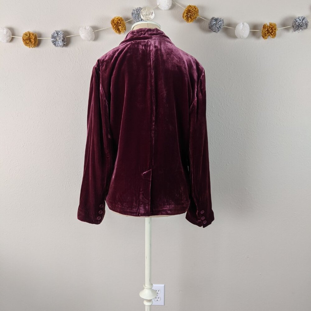 Sundance Raspberry Velvet Blazer - Size 8P - Picture 7 of 16
